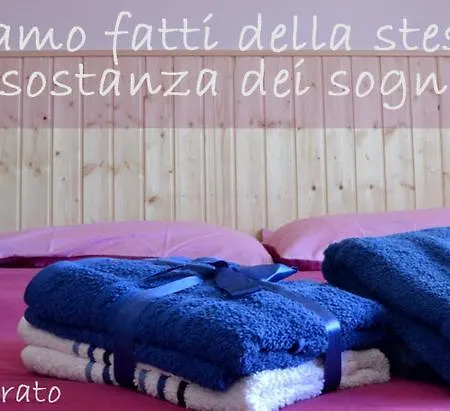 Couette-café Rossomonferrato *